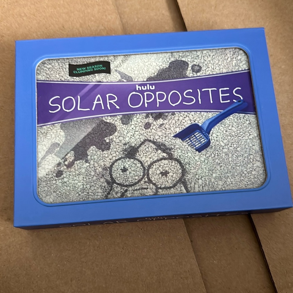 ❤️San Diego Comic Con 2024 Collectors SOLAR OPPOSITES pin set — 4 cats Hulu nwot